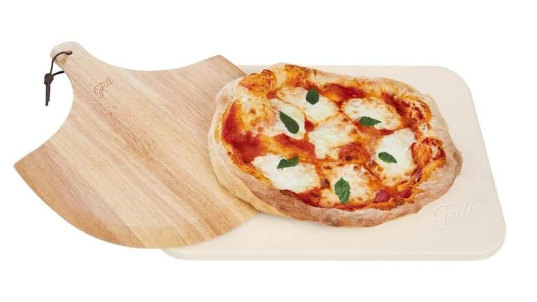 Pizza stone and peel