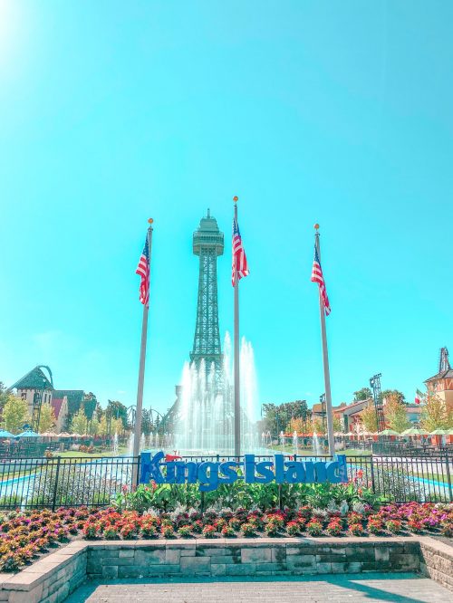 Kings Island Eiffel Tower and water fountains