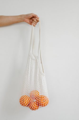 Oranges in mesh bag